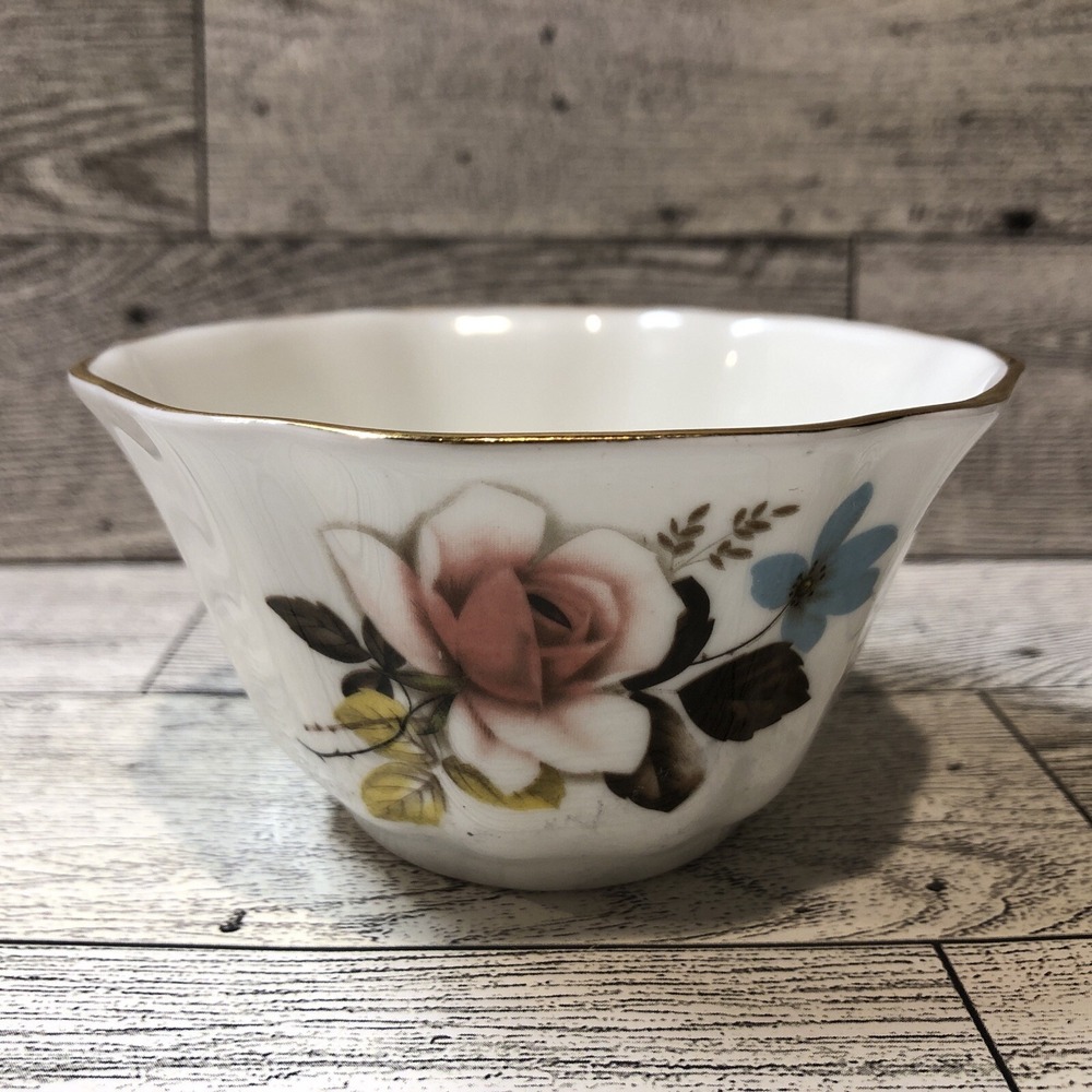 ROYAL GRAFTON Fine Bone‎ China Floral Pattern Sugar Bowl Gold Rim 3.5x2" England